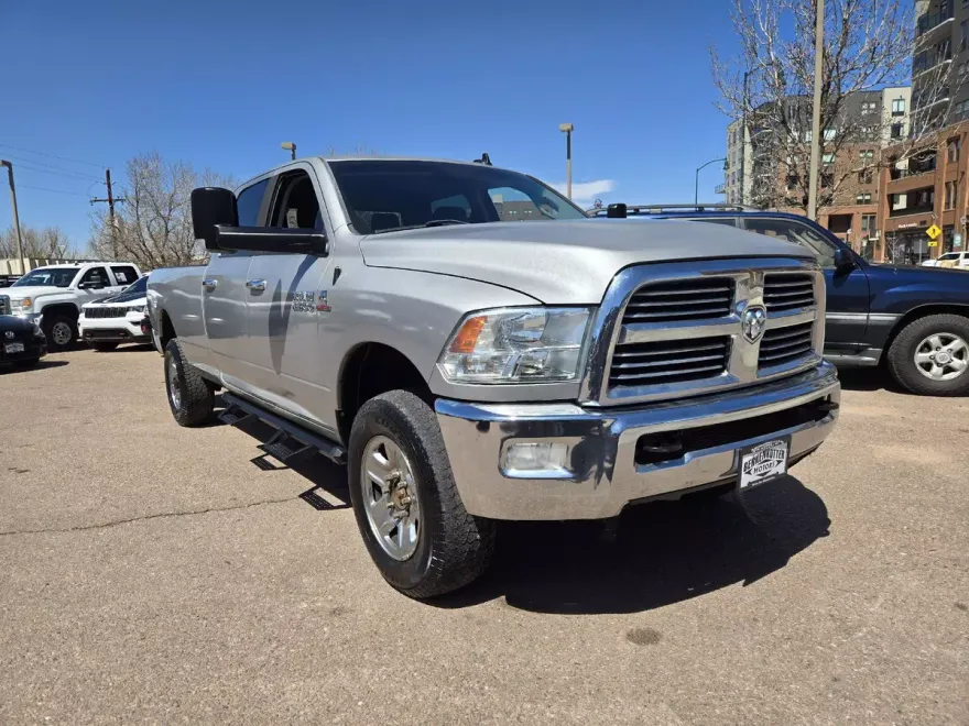2016 Ram 2500 SLT photo 1