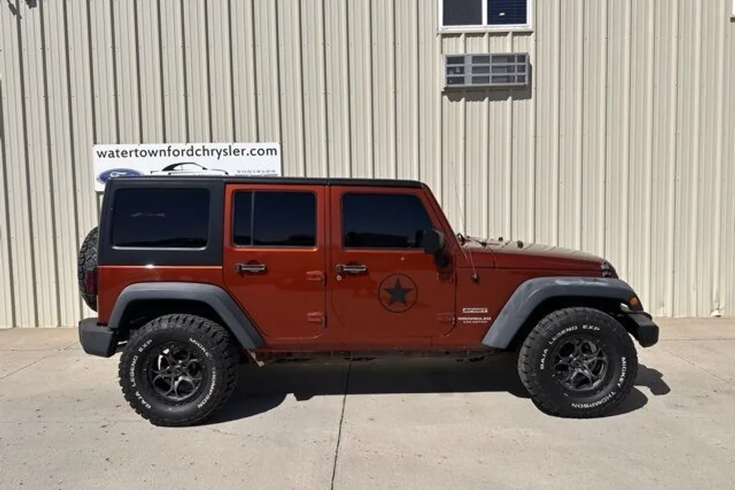 2014 Jeep Wrangler Unlimited Sport photo 1