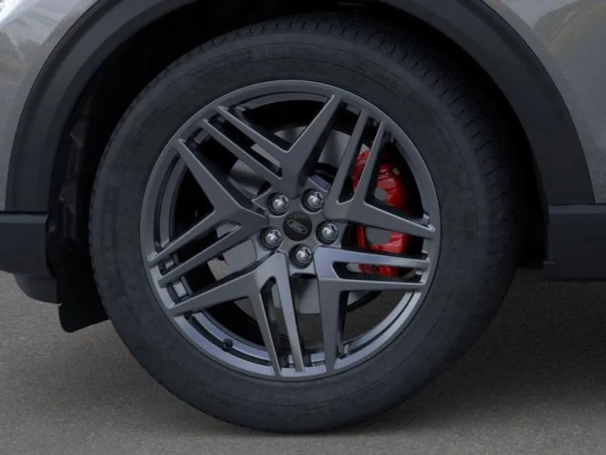 2025 Ford Explorer ST-Line photo 1