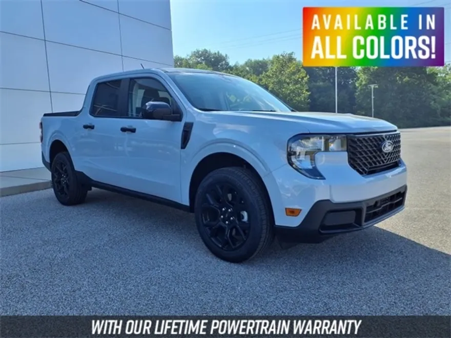 2025 Ford Maverick XLT photo 1
