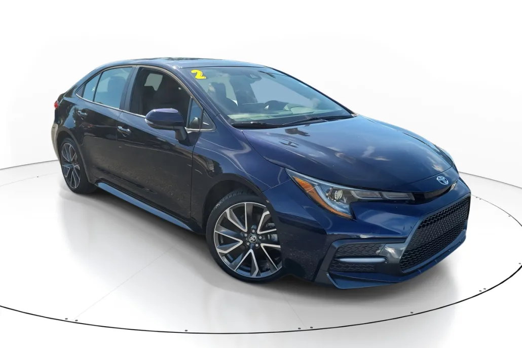 2022 Toyota Corolla SE photo 1