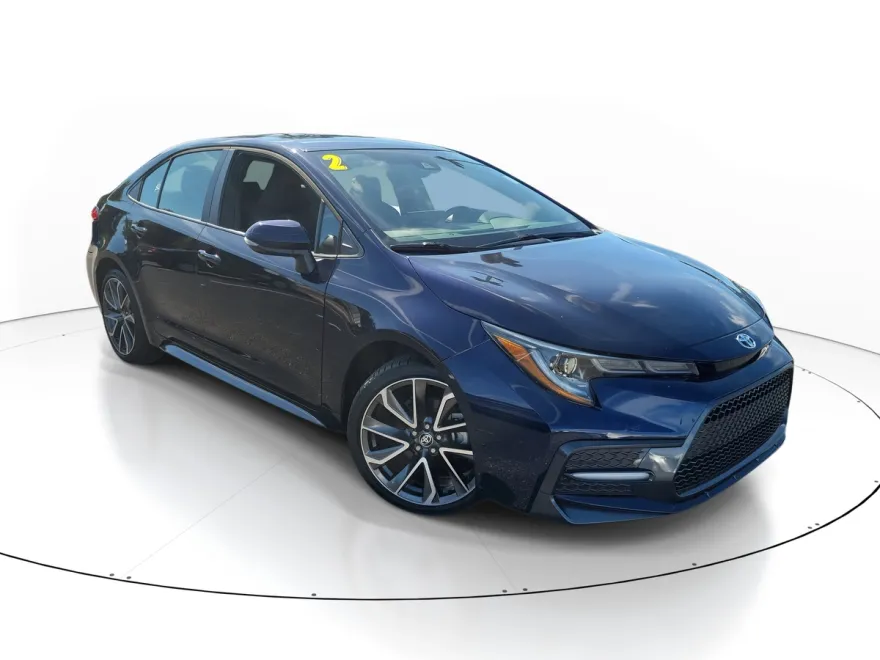 2022 Toyota Corolla SE photo 1