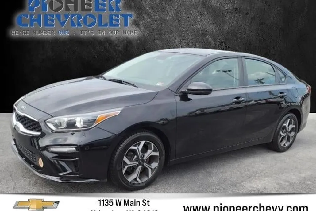 2019 Kia Forte LXS photo 1