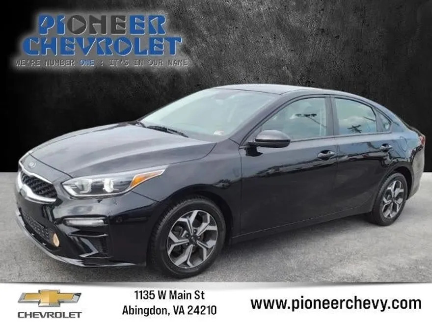 2019 Kia Forte LXS photo 1