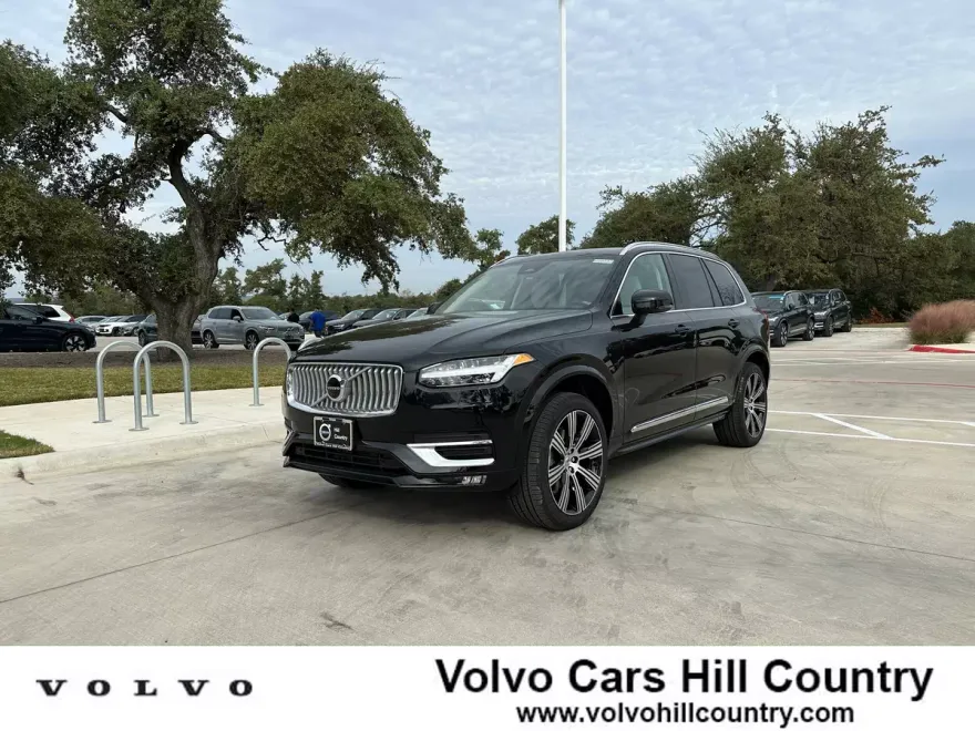2025 Volvo XC90 Plus photo 1