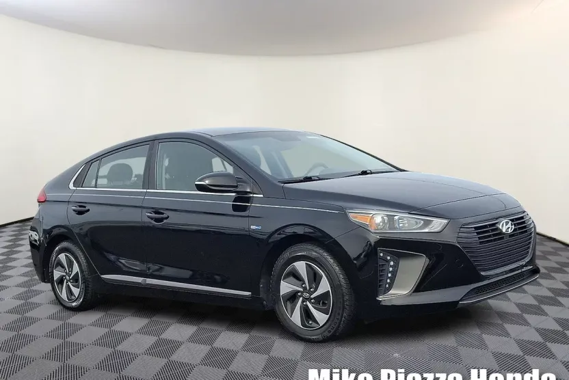 2018 Hyundai Ioniq SEL photo 1