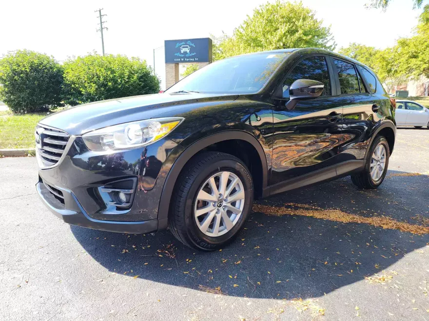 2016 Mazda CX-5 Touring photo 1