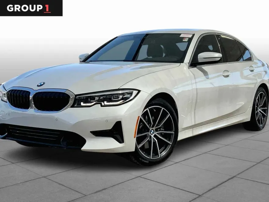 2022 Bmw 330i photo 1
