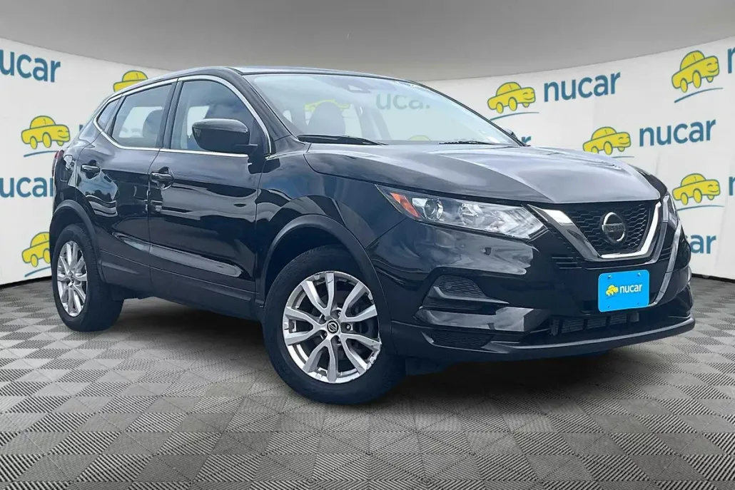 2020 Nissan Rogue Sport S photo 1