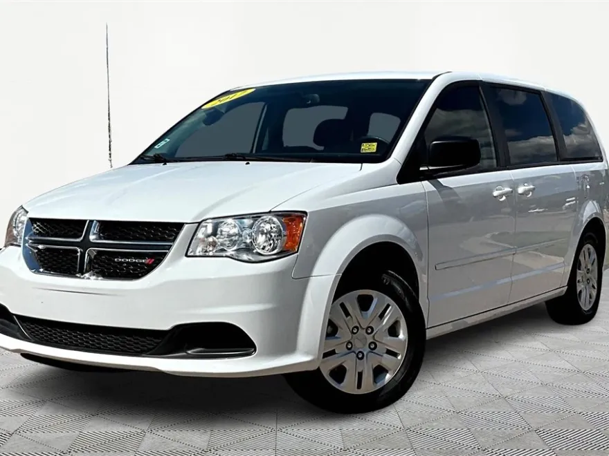 2017 Dodge Grand Caravan SE photo 1