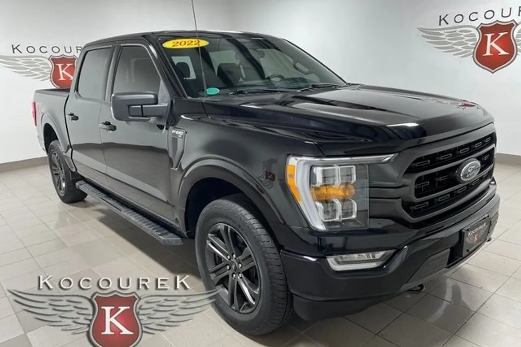 2022 Ford F-150 XLT photo 1