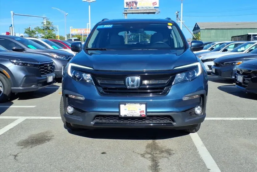 2022 Honda Pilot Special Edition photo 1