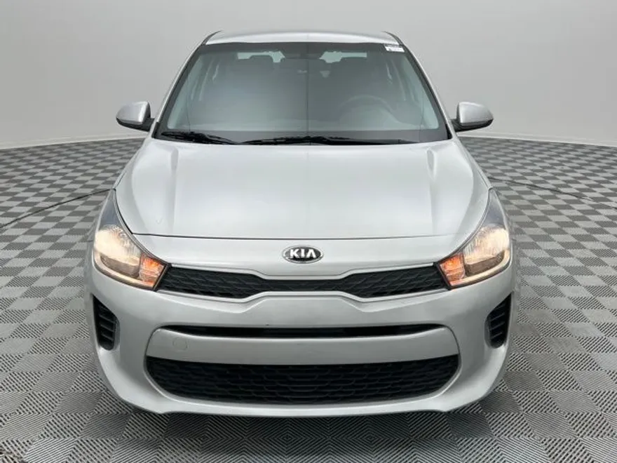 2019 Kia Rio S photo 1