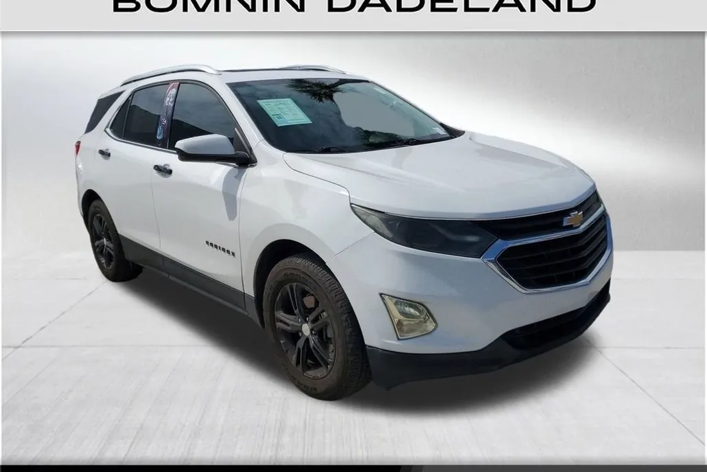 2020 Chevrolet Equinox LT photo 1
