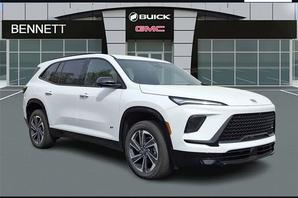 2025 Buick Enclave Sport Touring photo 1