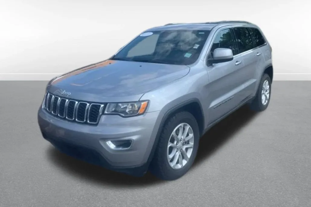 2021 Jeep Grand Cherokee Laredo X photo 1