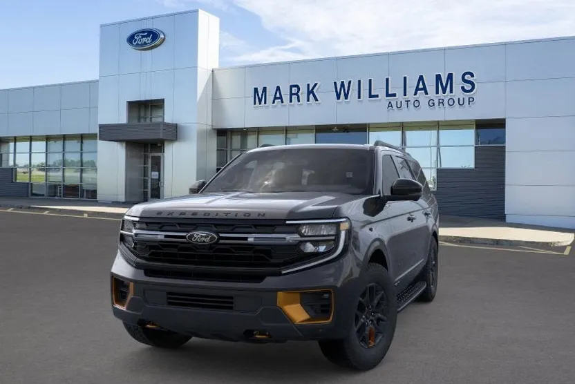 2025 Ford Expedition photo 1
