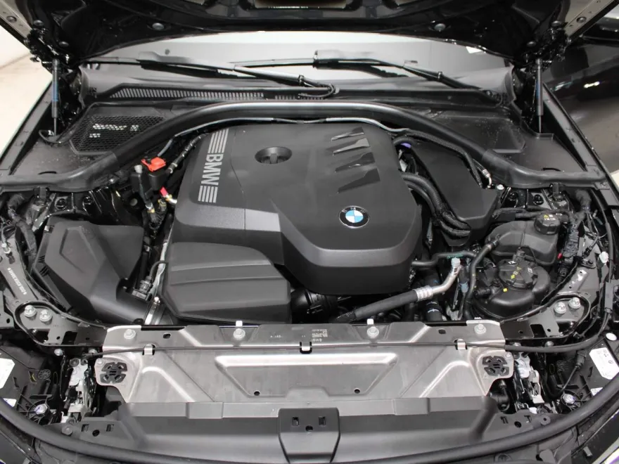 2025 Bmw 330i xDrive photo 1