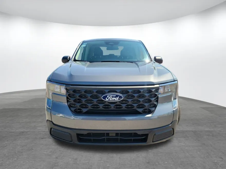 2025 Ford Maverick XL photo 1
