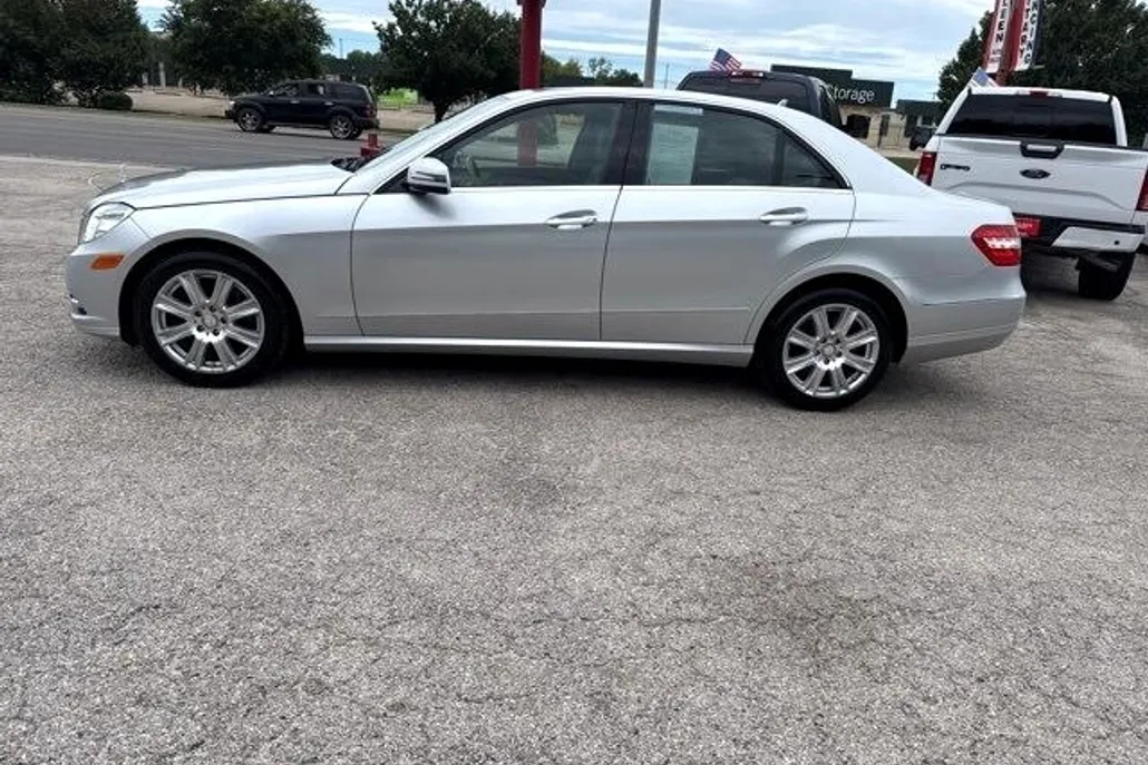 2012 Mercedes Benz E 350 photo 1