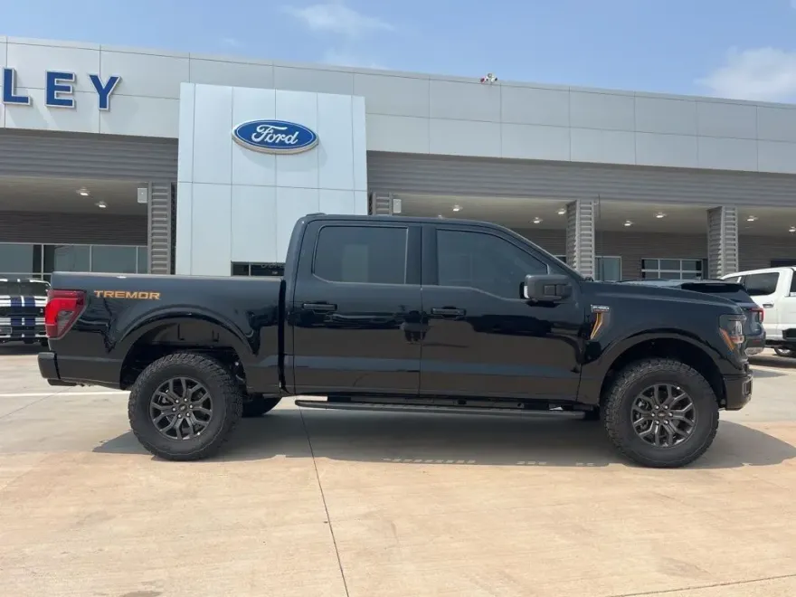 2025 Ford F-150 Tremor photo 1