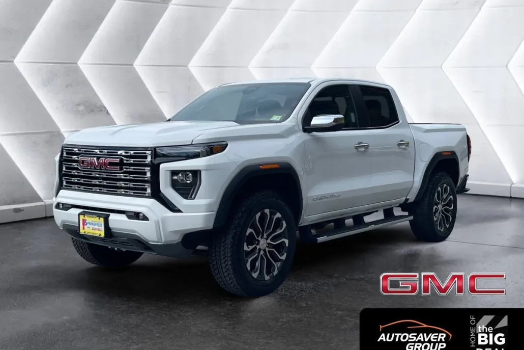 2026 Gmc Canyon Denali photo 1