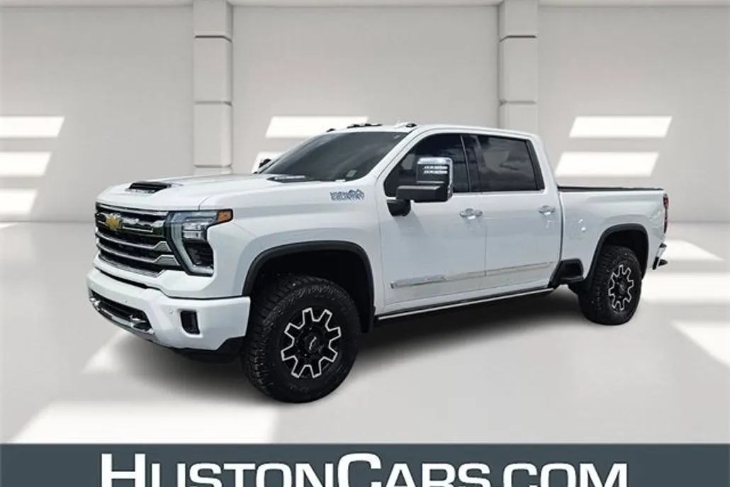 2025 Chevrolet Silverado 2500HD High Country photo 1