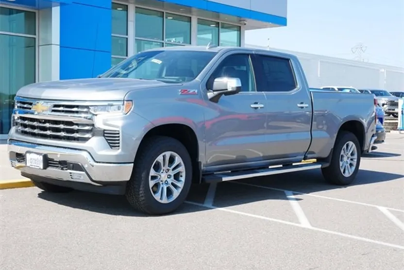 2026 Chevrolet Silverado 1500 LTZ photo 1
