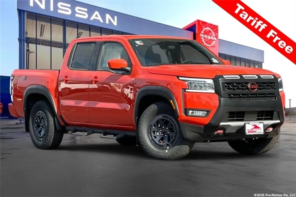 2025 Nissan Frontier PRO-X photo 1