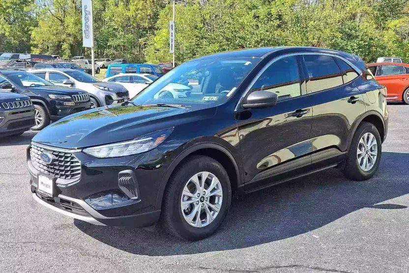 2023 Ford Escape Active photo 1