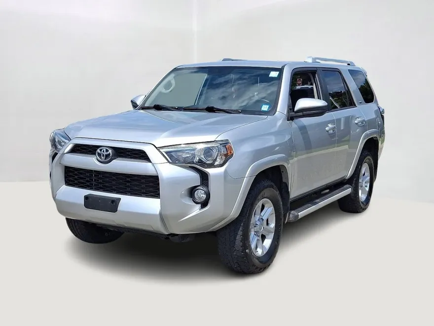 2018 Toyota 4Runner SR5 photo 1