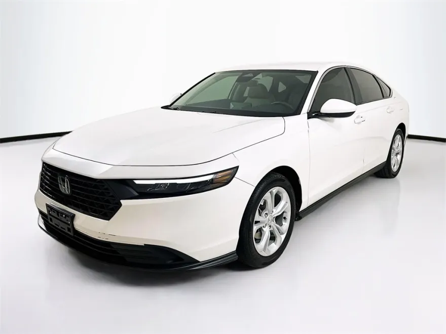 2024 Honda Accord LX photo 1