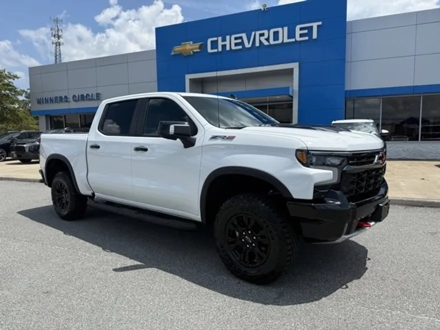 2025 Chevrolet Silverado ZR2 photo 1