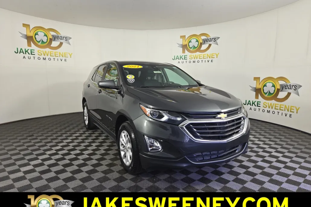 2021 Chevrolet Equinox LT photo 1