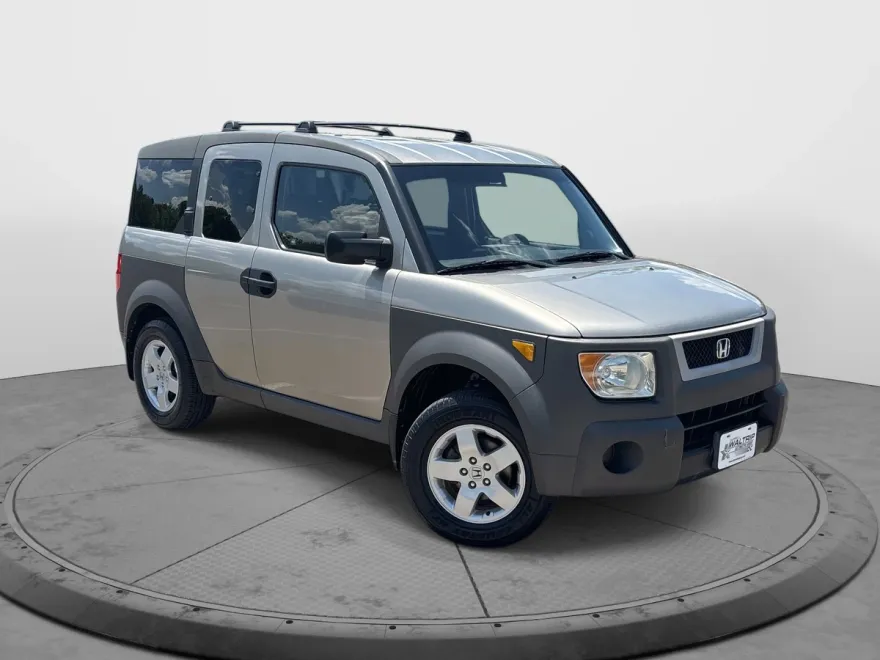2004 Honda Element EX photo 1