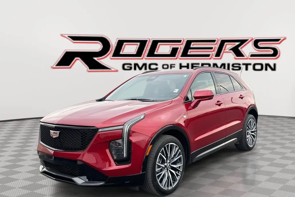 2024 Cadillac XT4 Sport photo 1