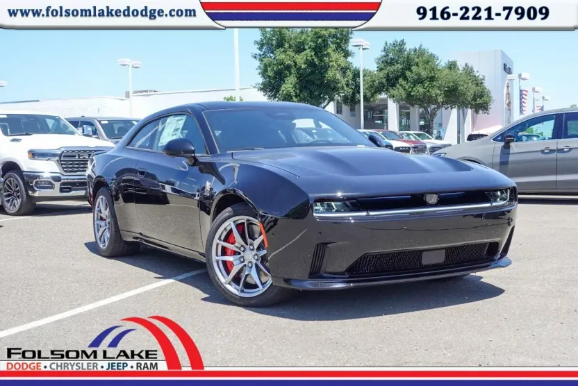 2025 Dodge Charger Daytona Scat Pack AWD photo 1