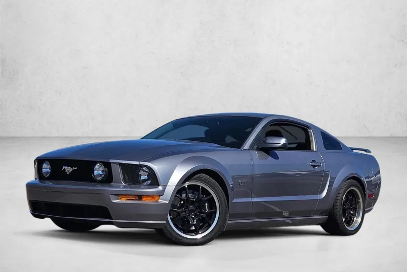 2006 Ford Mustang GT Premium photo 1