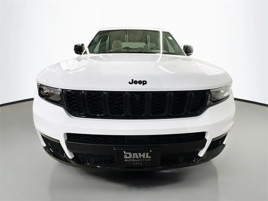 2025 Jeep Grand Cherokee Limited photo 1
