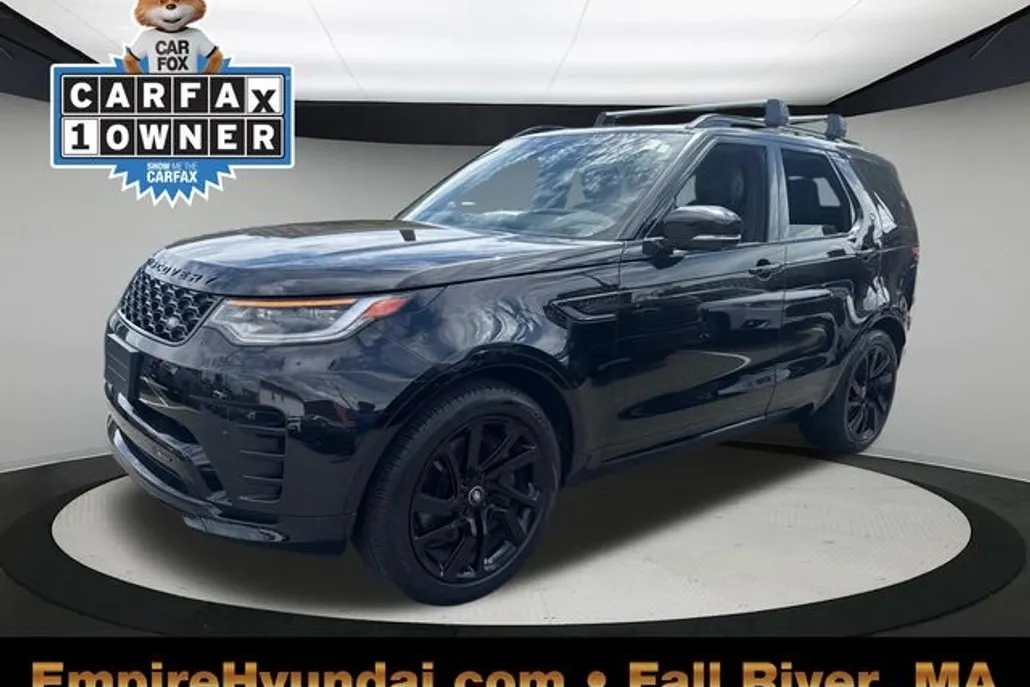 2023 Land Rover Discovery S R-Dynamic photo 1