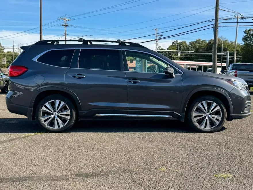 2019 Subaru Ascent Limited photo 1