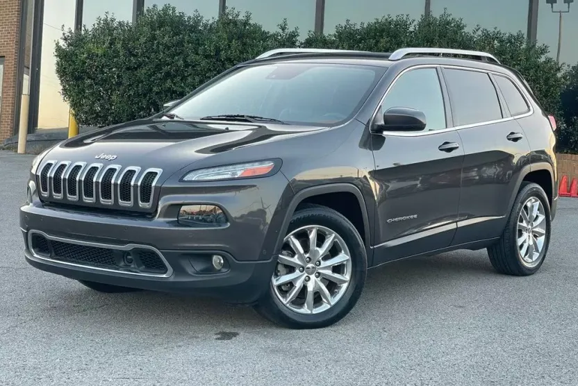 2015 Jeep Cherokee Limited photo 1