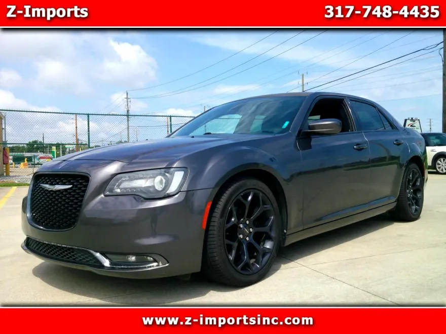2019 Chrysler 300 S photo 1