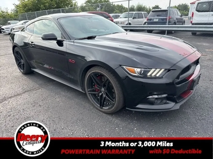 2016 Ford Mustang GT Premium photo 1