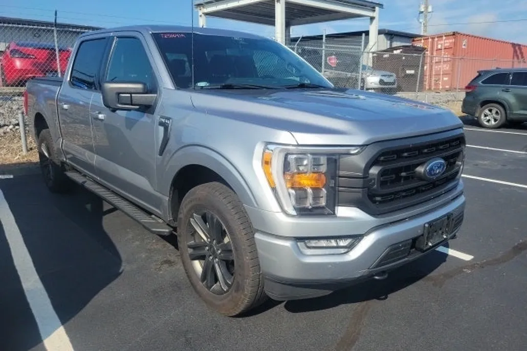 2022 Ford F-150 XLT photo 1