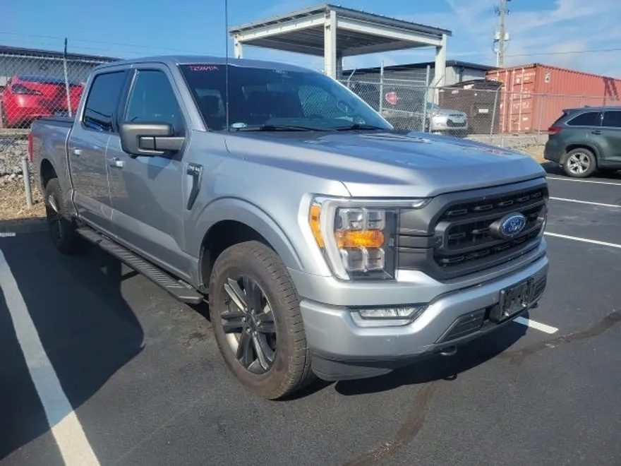 2022 Ford F-150 XLT photo 1