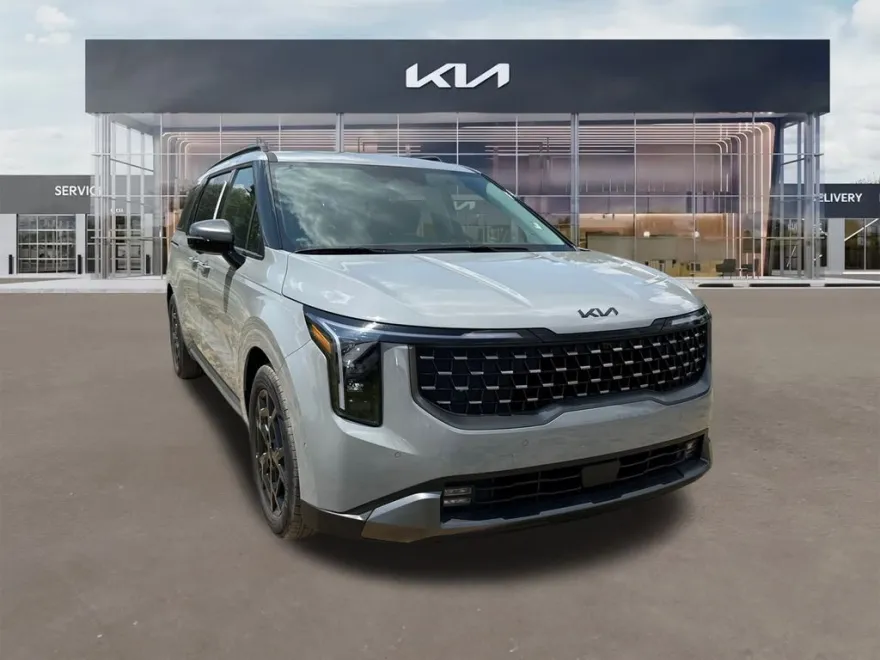 2026 Kia Carnival SX photo 1