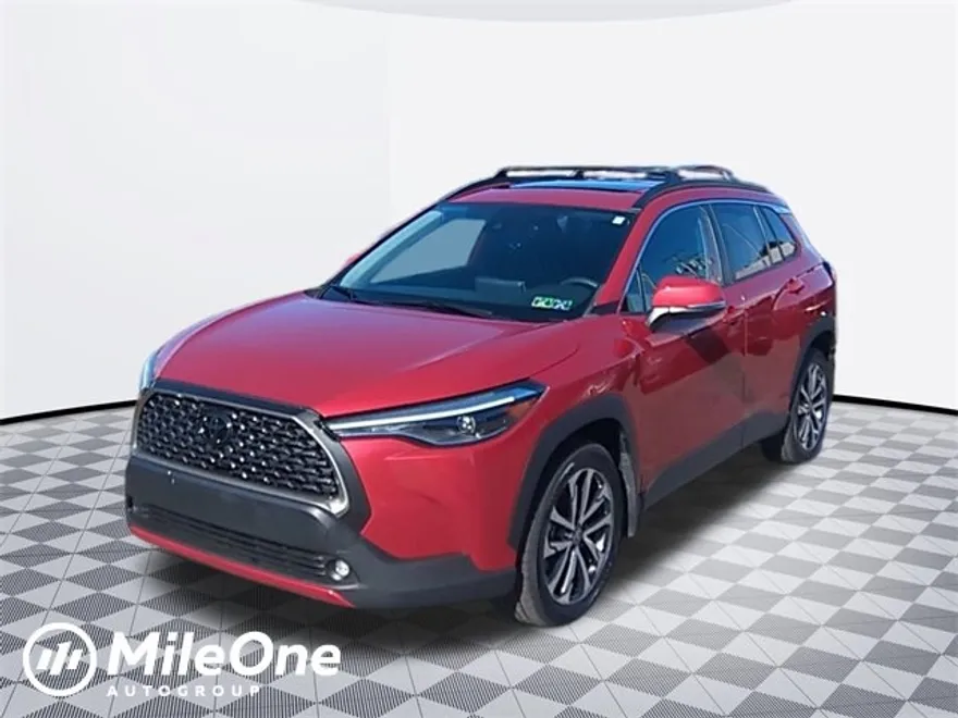 2022 Toyota Corolla Cross XLE photo 1