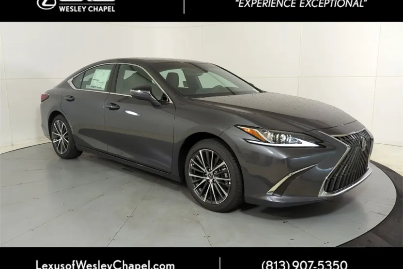 2025 Lexus ES 350 photo 1