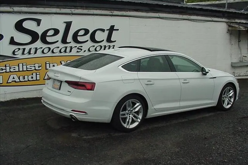 2019 Audi A5 Quattro Premium photo 1
